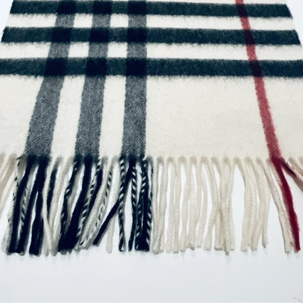 BURBERRY CASHMERE IVORY CHECK SCARF - Picture 4 of 6